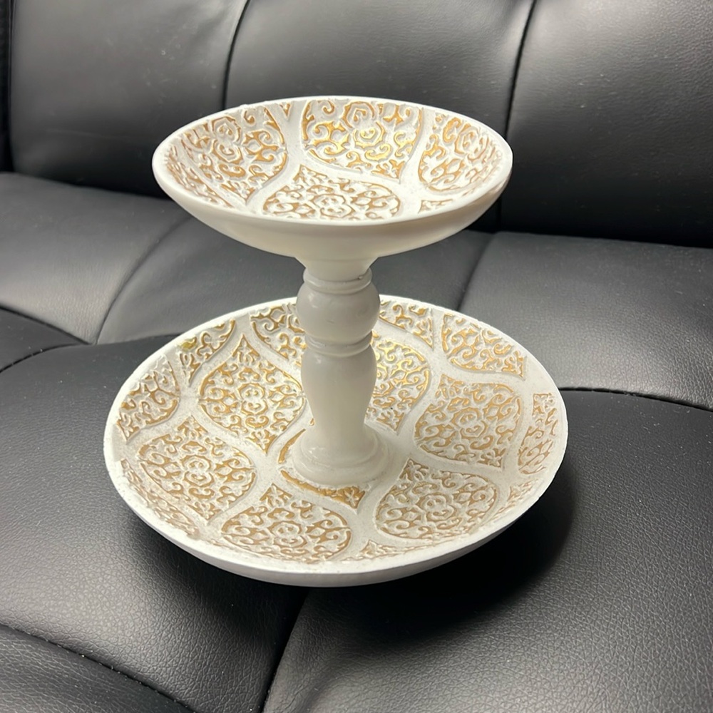 Gold and white jewelry tray stand